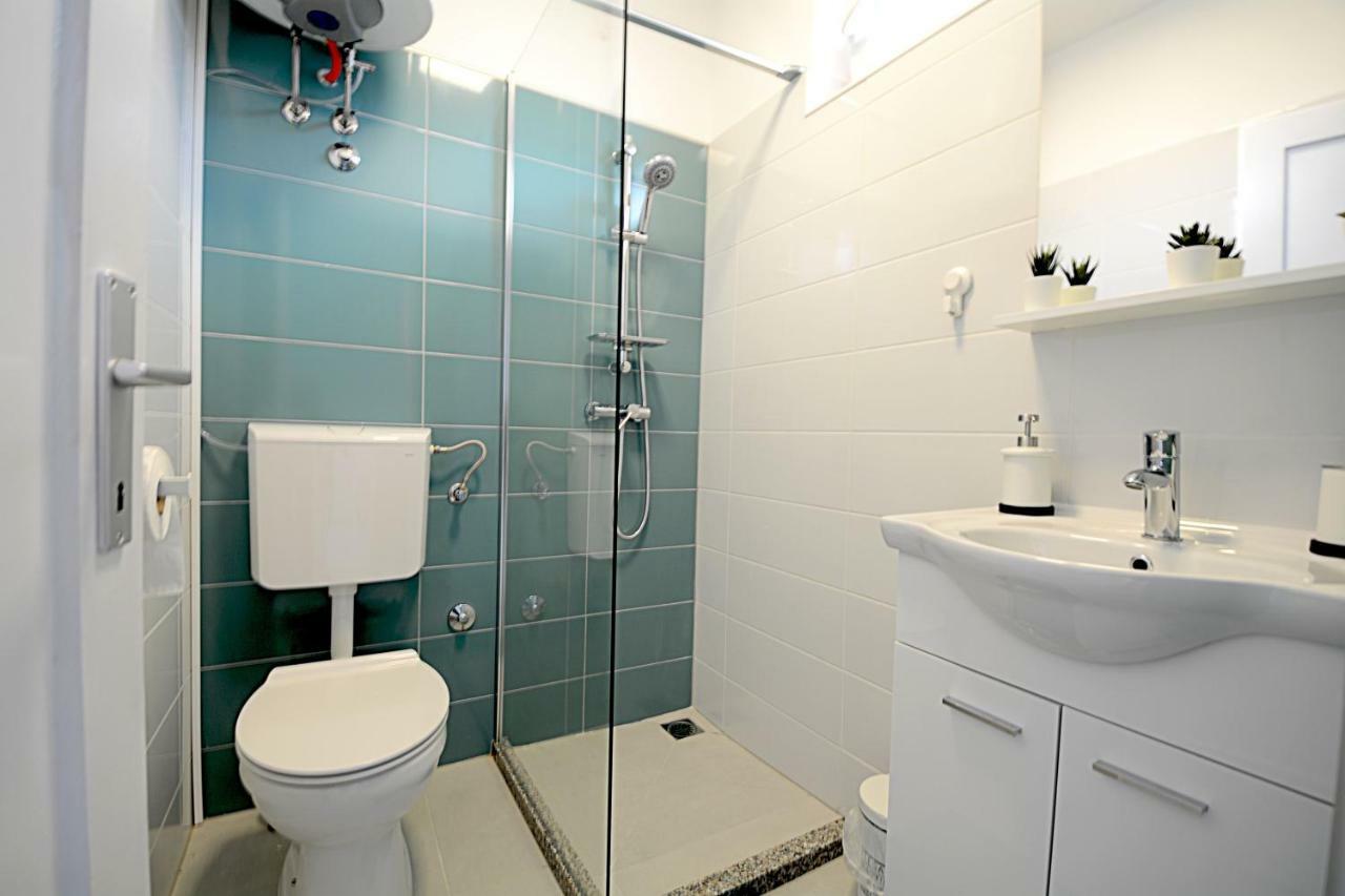 La Piazza Apartment อูมัค ภายนอก รูปภาพ