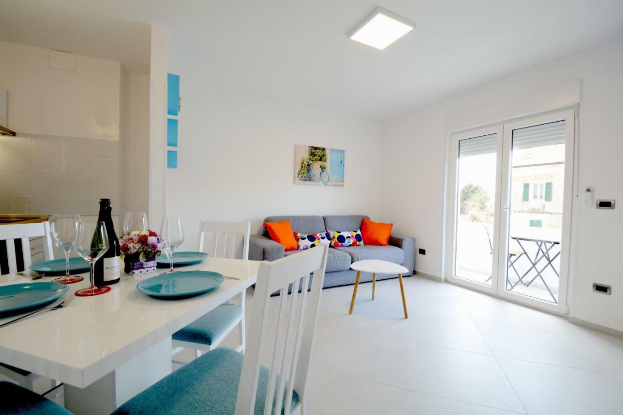 La Piazza Apartment อูมัค ภายนอก รูปภาพ